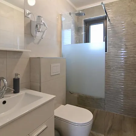 & Jadranka Vendégház Baška